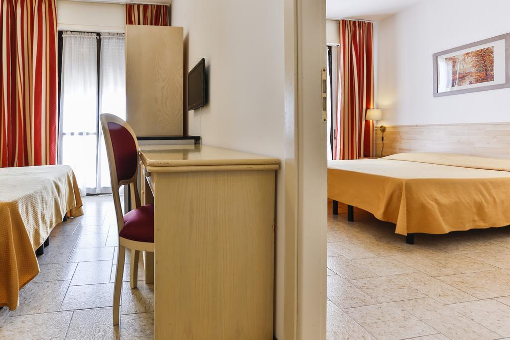 Hotel Avana Mare Rimini Eksteriør bilde